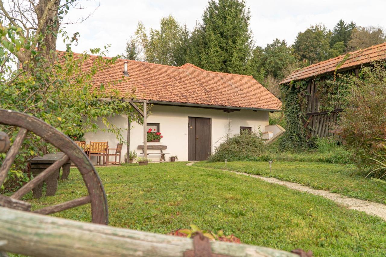 Tourist Farm Ranc Velka Apartma